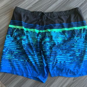 NWOT 4XB Men’s swim wear